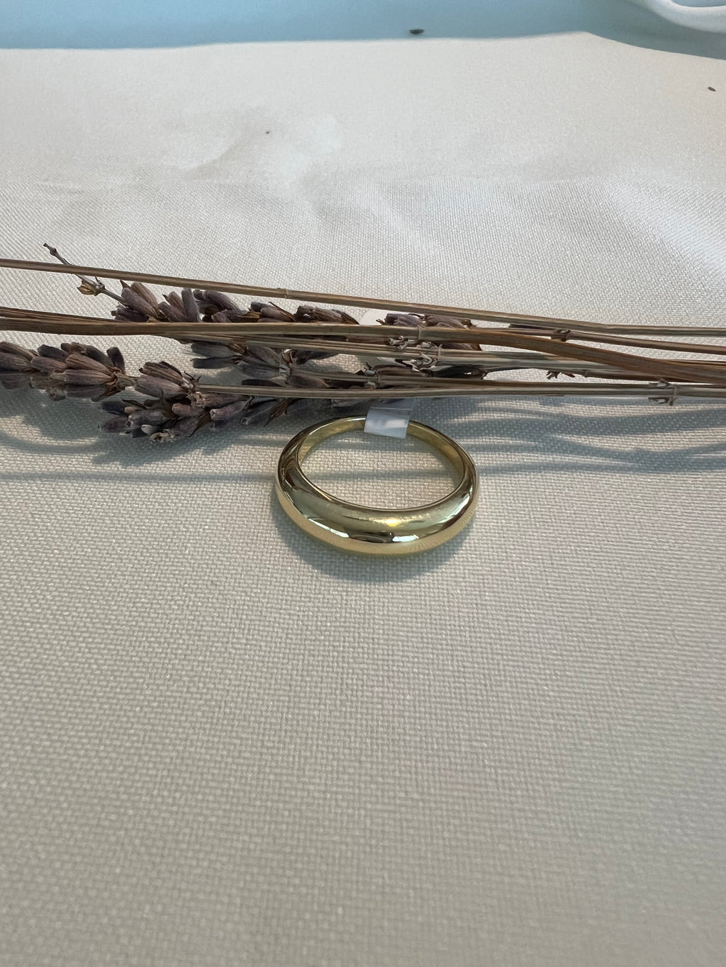 Solid Yellow Ring