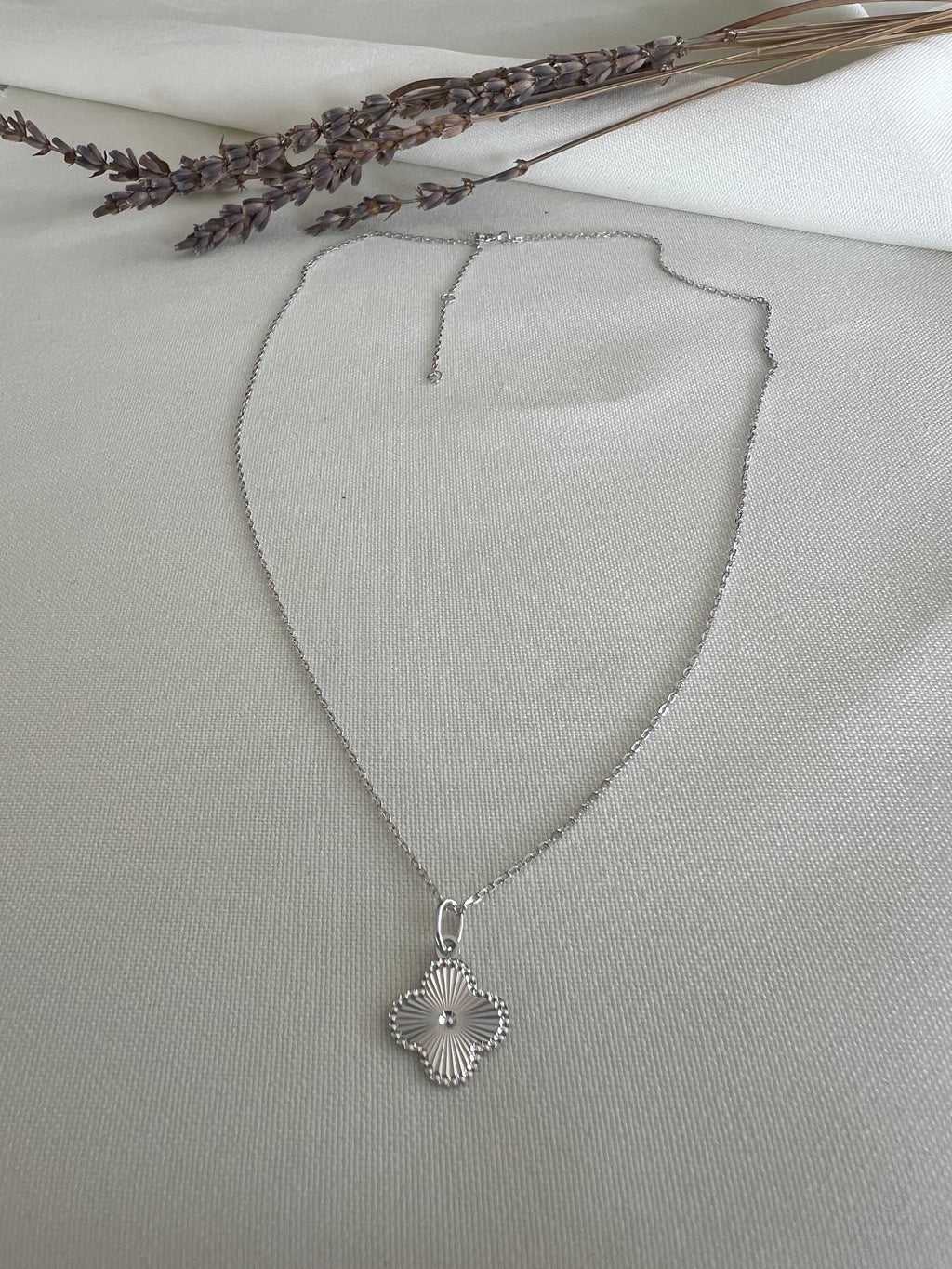White Flower Necklace