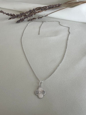 White Flower Necklace